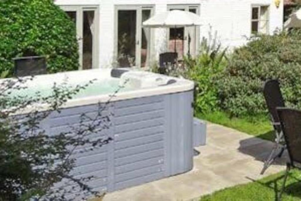 Forestry Cottage. Hot Tub, Open Fire, Dog Friendly Gaywood Exteriér fotografie
